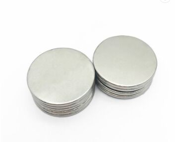 کیفیت مغناطیس های نئودیمیوم مغناطیس های دیسک نئودیمیوم قطعات مغناطیسی کارخانه