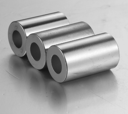 آهنرباهای خاکی کمیاب استوانه ای 0.3 میلی متری 0.8 میلی متری، آهنرباهای نئودیمیومی بزرگ N52
