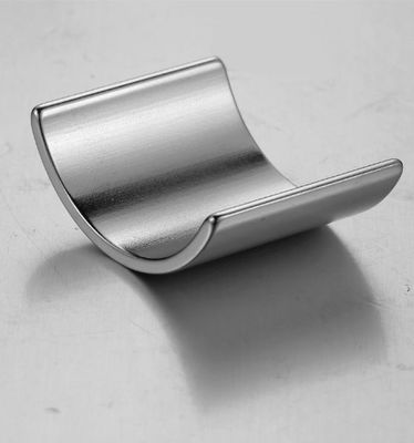 Industrial Thin Ring N52 Neodymium Arc Magnets Customized Size
